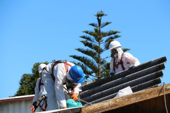 Minvu: Subsidio Tarjeta Banco de Materiales para reparar techumbres y canaletas