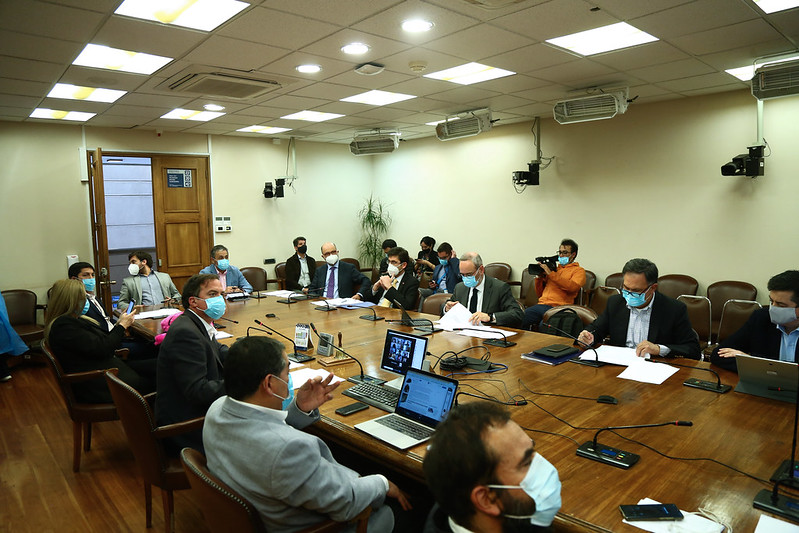 Comisión de Constitución aprobó en general segundo retiro del 10% de fondos de AFP