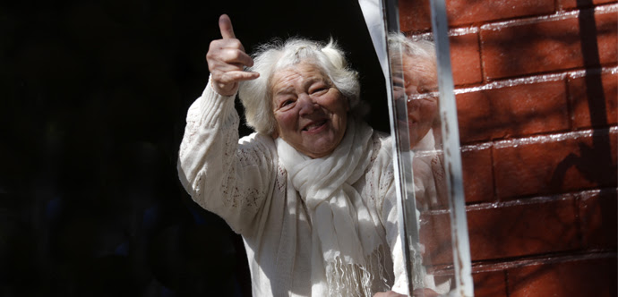 Ministra Rubilar destaca permisos de visitas a residentes de Establecimientos de Larga Estadía