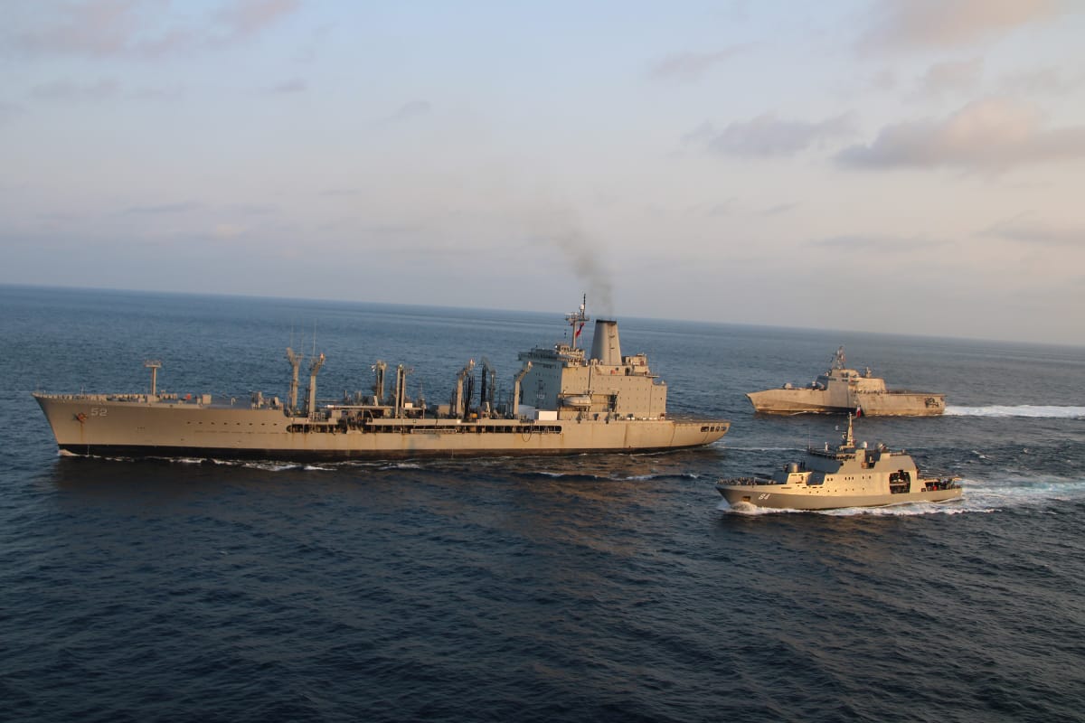 Patrullero “Cabo Odger” se encuentra en alta mar con el Petrolero «Montt» en el marco de «Unitas 2020»