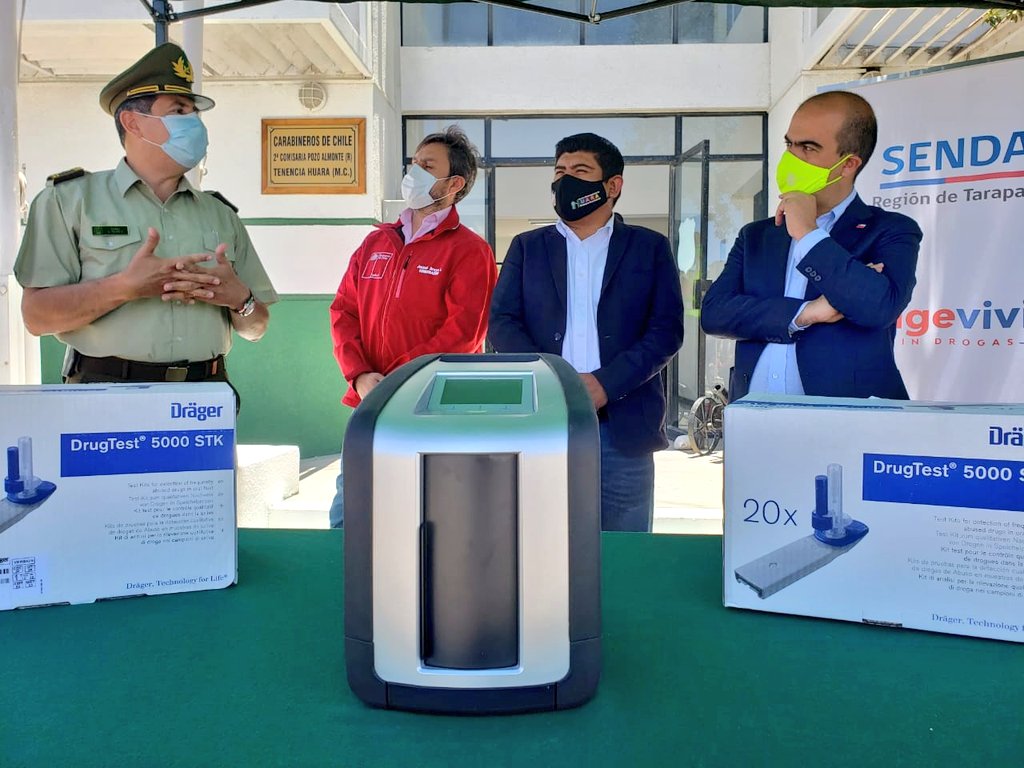 Carabineros recibió nuevo equipo de narcotest de parte de SENDA