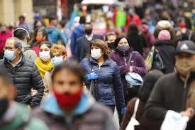 Contagios aumentan levemente impulsados por las regiones de Arica, Tarapacá, Metropolitana y O’Higgins