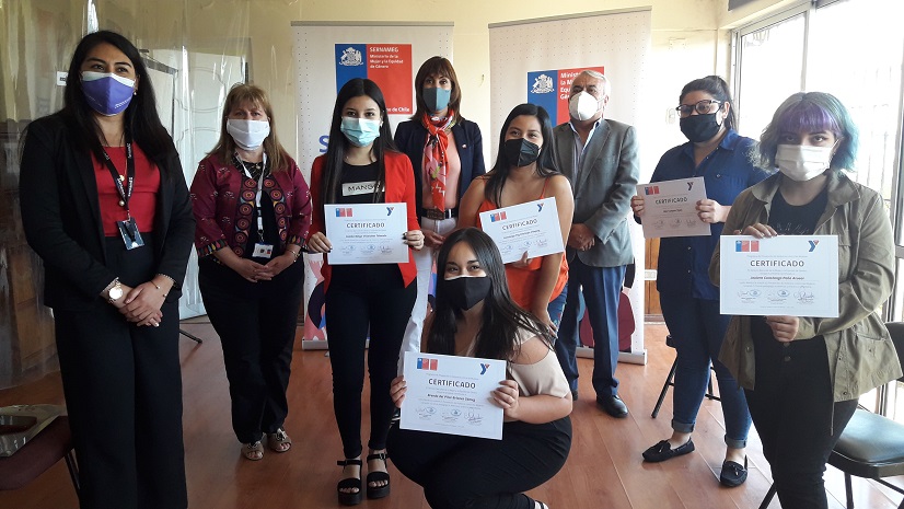 Cinco iquiqueñas recibieron diplomas de monitoras juveniles y agentes preventivos de Violencia Contra las Mujeres