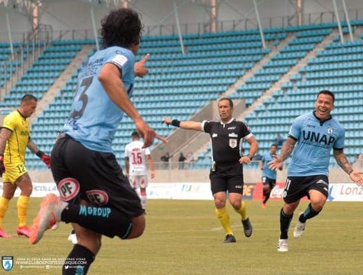Deportes Iquique enfrenta hoy a Club Huachipato FC