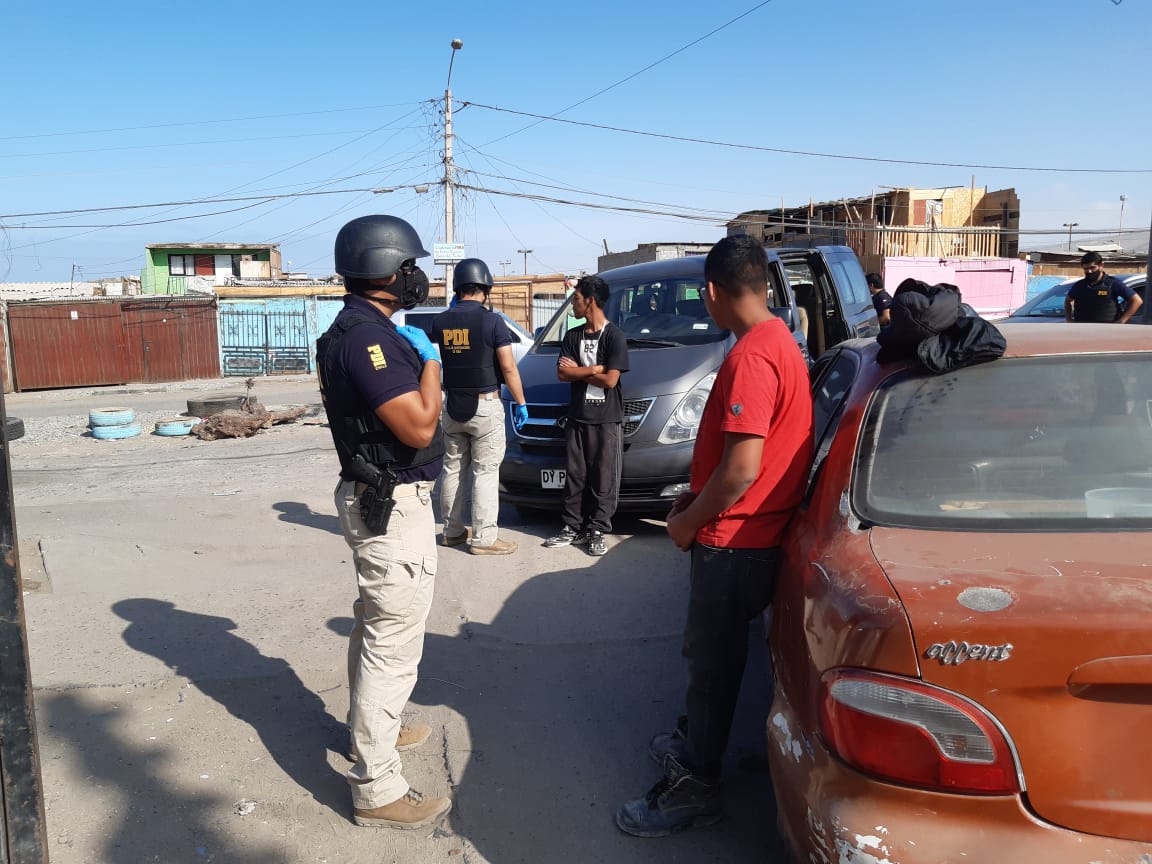 Detectives de Migraciones realizan intensos patrullajes y fiscalizaciones en Cerro Chuño