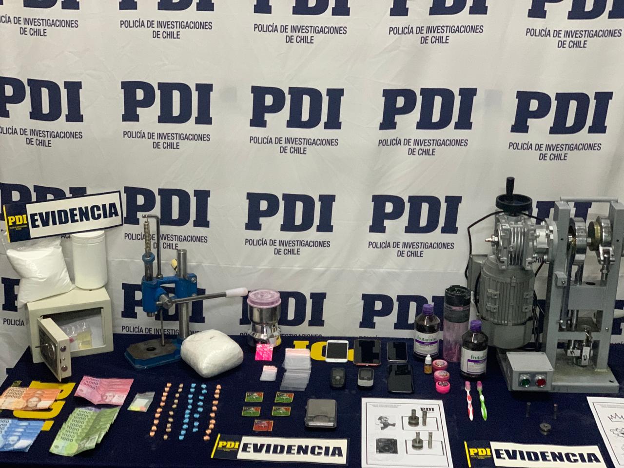 Fiscalía y PDI incautan maquinarias destinadas a la fabricación de drogas sintéticas