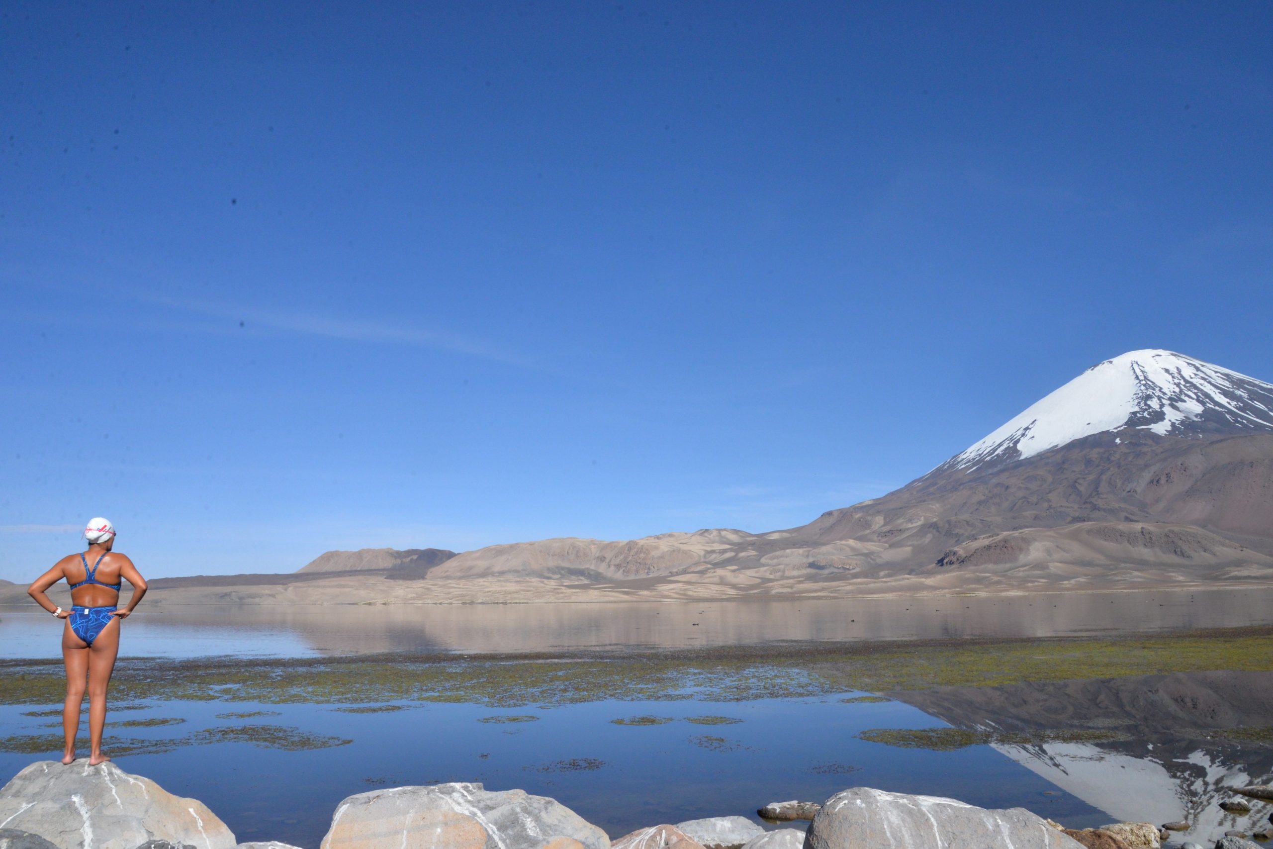 Bárbara Hernández agradeció apoyo del CORE para que travesía del Lago Chungará sea considerada Record Guinness