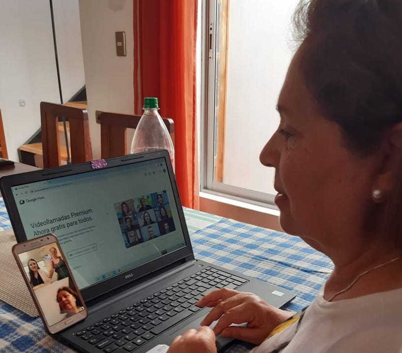 Talleres digitales de PRODEMU contribuyen a que mujeres tarapaqueñas se empoderen