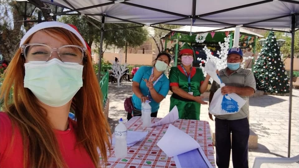 Municipio de Pozo Almonte entregó juguetes en localidades rurales