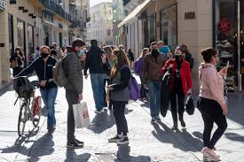 Puerto Montt, Iquique y Los Ángeles son las comunas con más casos activos del país