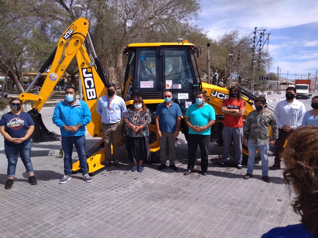 Pozo Almonte gestionó compra de retroexcavadora con presupuesto del GORE