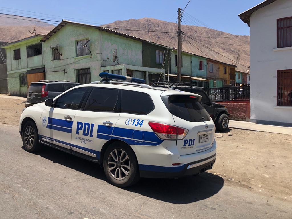 PDI investiga muerte de madre e hija tras incendio en campamento