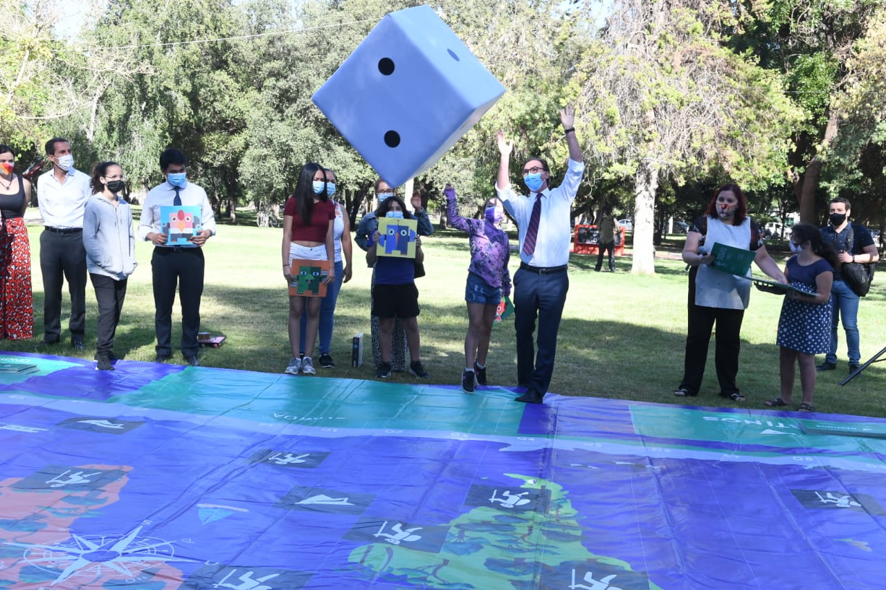 MINEDUC presenta plan aprendo jugando en verano para potenciar aprendizajes de forma lúdica