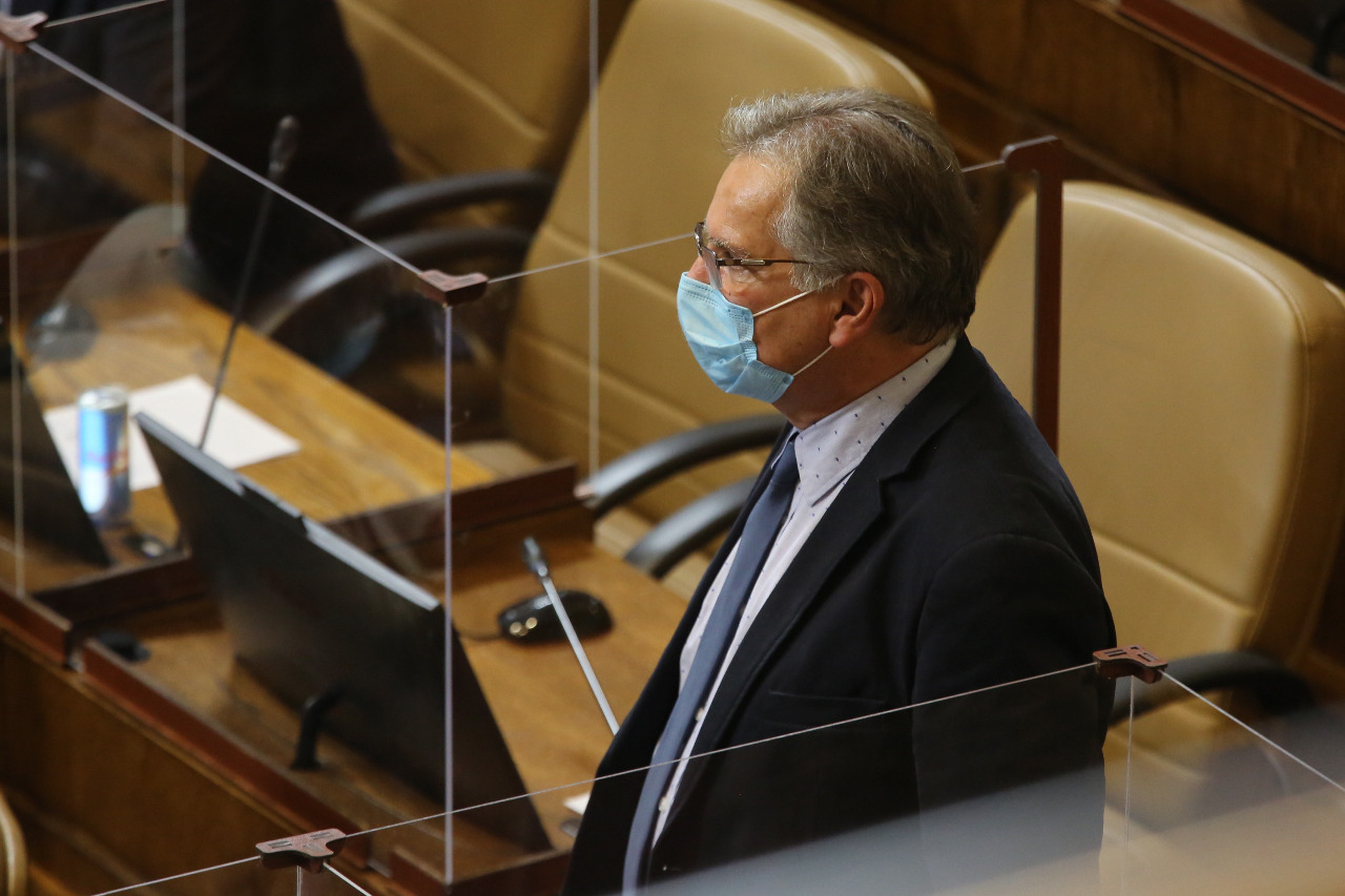 Diputado Baltolu llama a reforzar control y fiscalización ante aumento de casos nuevos confirmados de Covid-19