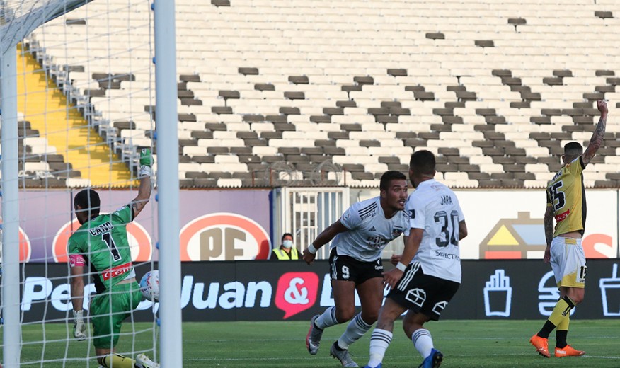 Colo Colo derrotó en el último aliento a Coquimbo y tomó oxígeno en su lucha por la permanencia