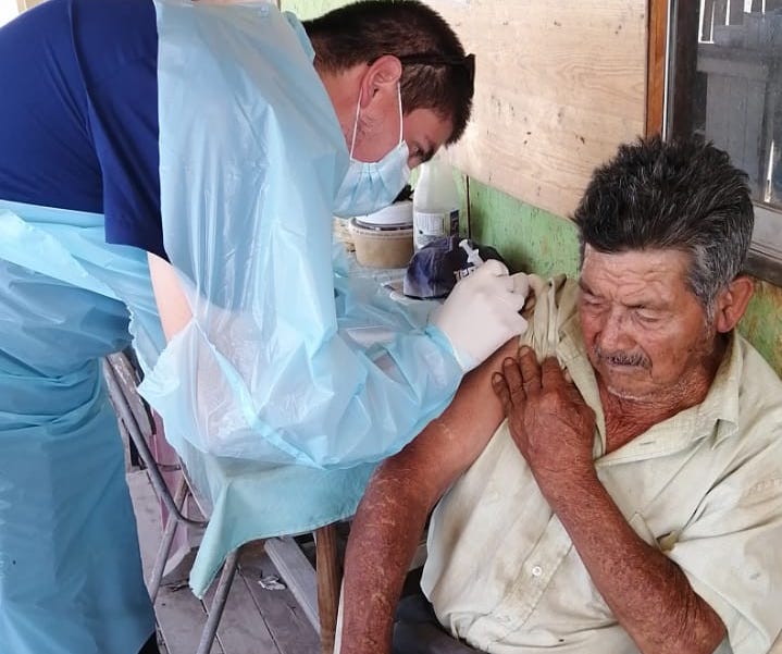 Pozo Almonte completó la vacunación en zona rural a mayores de 65 años y más