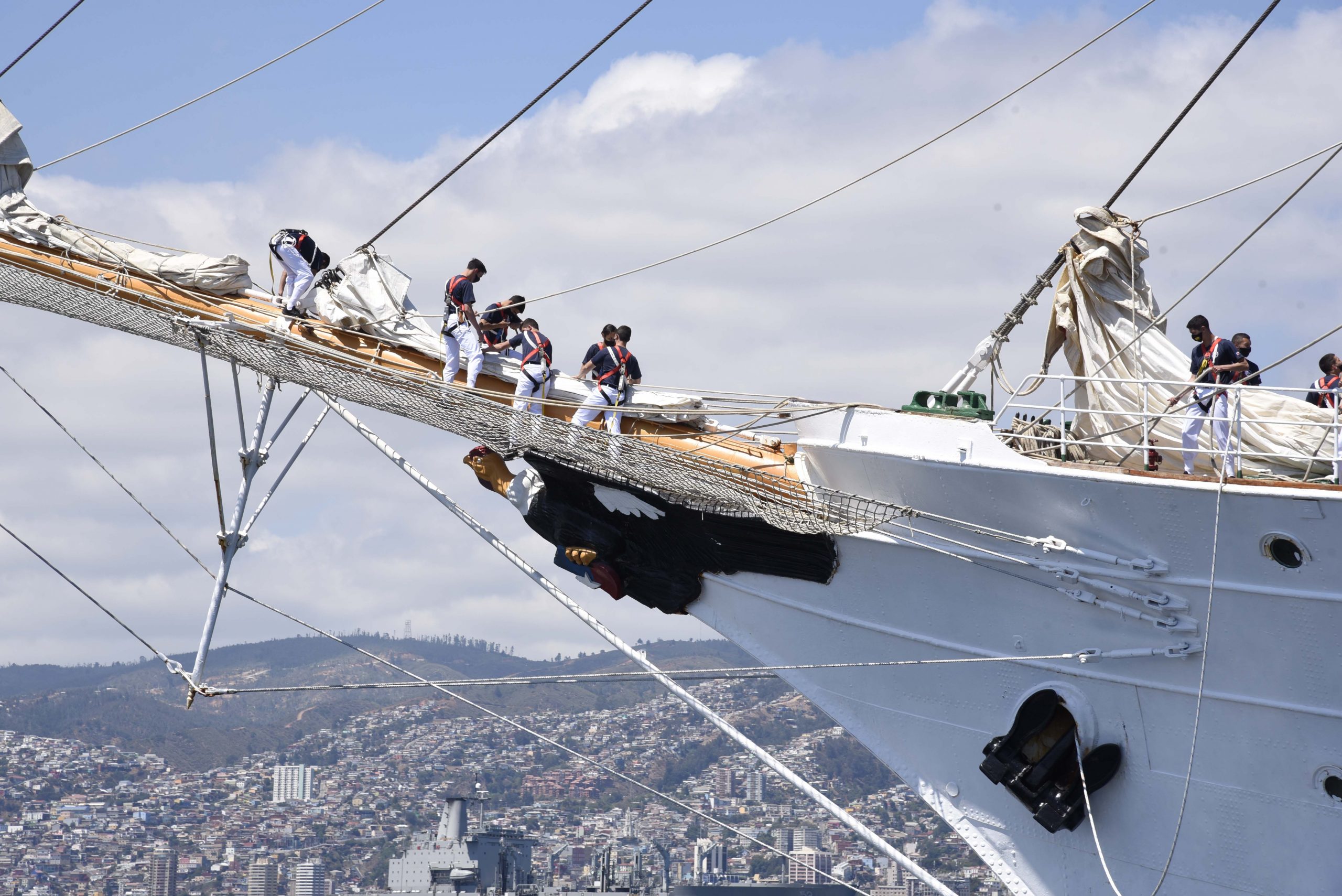 Buque Escuela “Esmeralda” zarpó para dar inicio a su LXVI Crucero de Instrucción; hará recalada en Iquique