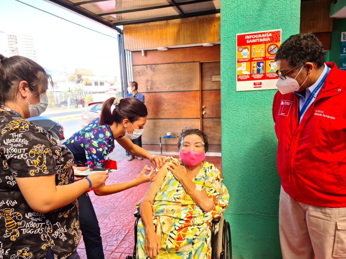 58% de los pacientes dializados de región de Tarapacá están vacunados