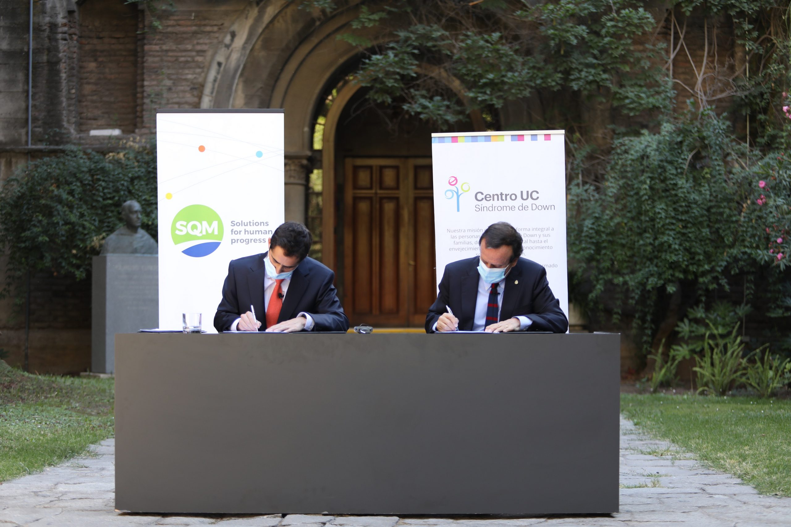 Centro UC Síndrome de Down creará primera casa simulada para personas con discapacidad cognitiva en Chile