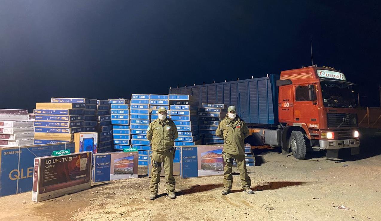 Ofrecen mil 200 dólares a carabineros para anular procedimiento de contrabando