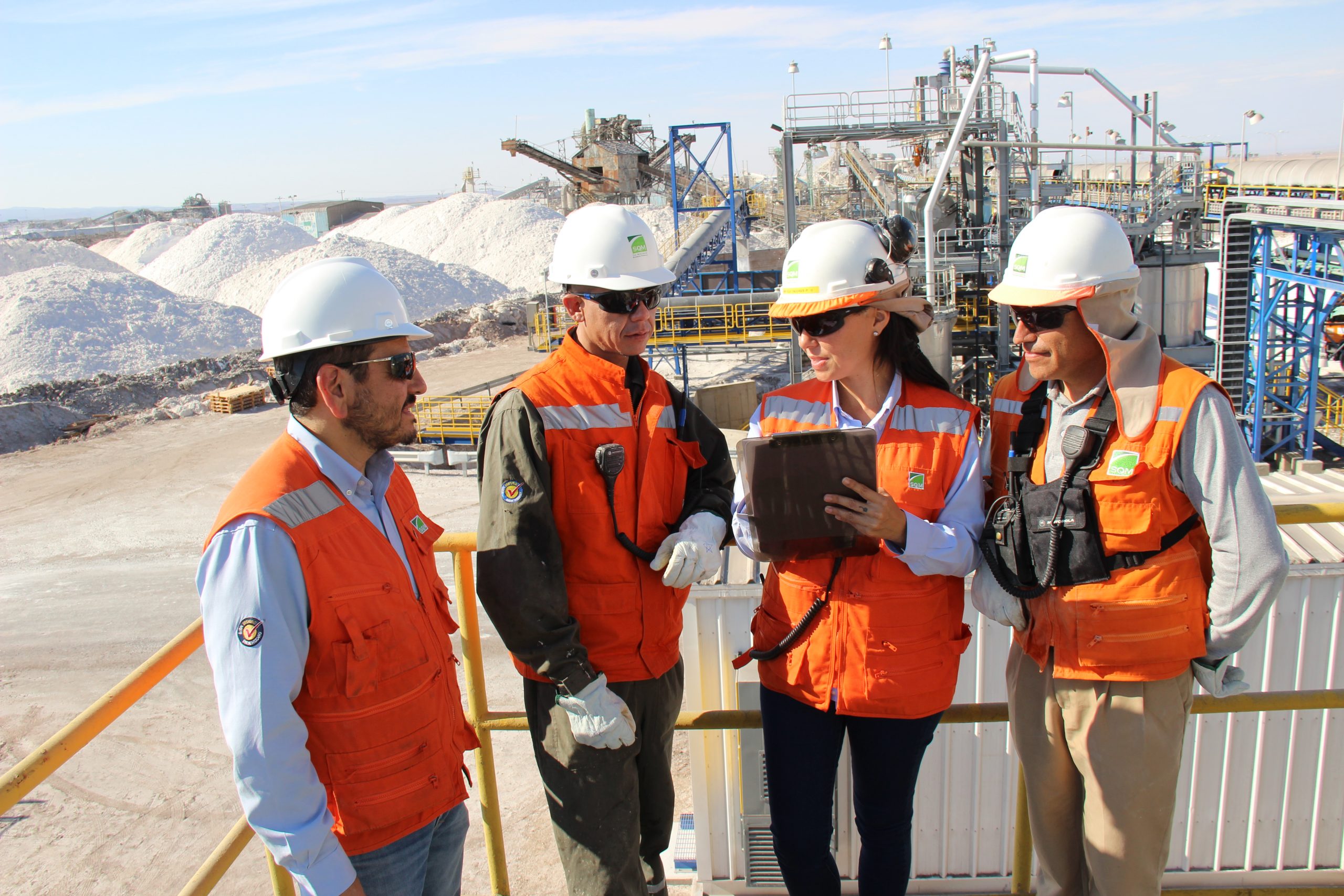 SQM proyecta alcanzar el 20% de dotación femenina en 2021