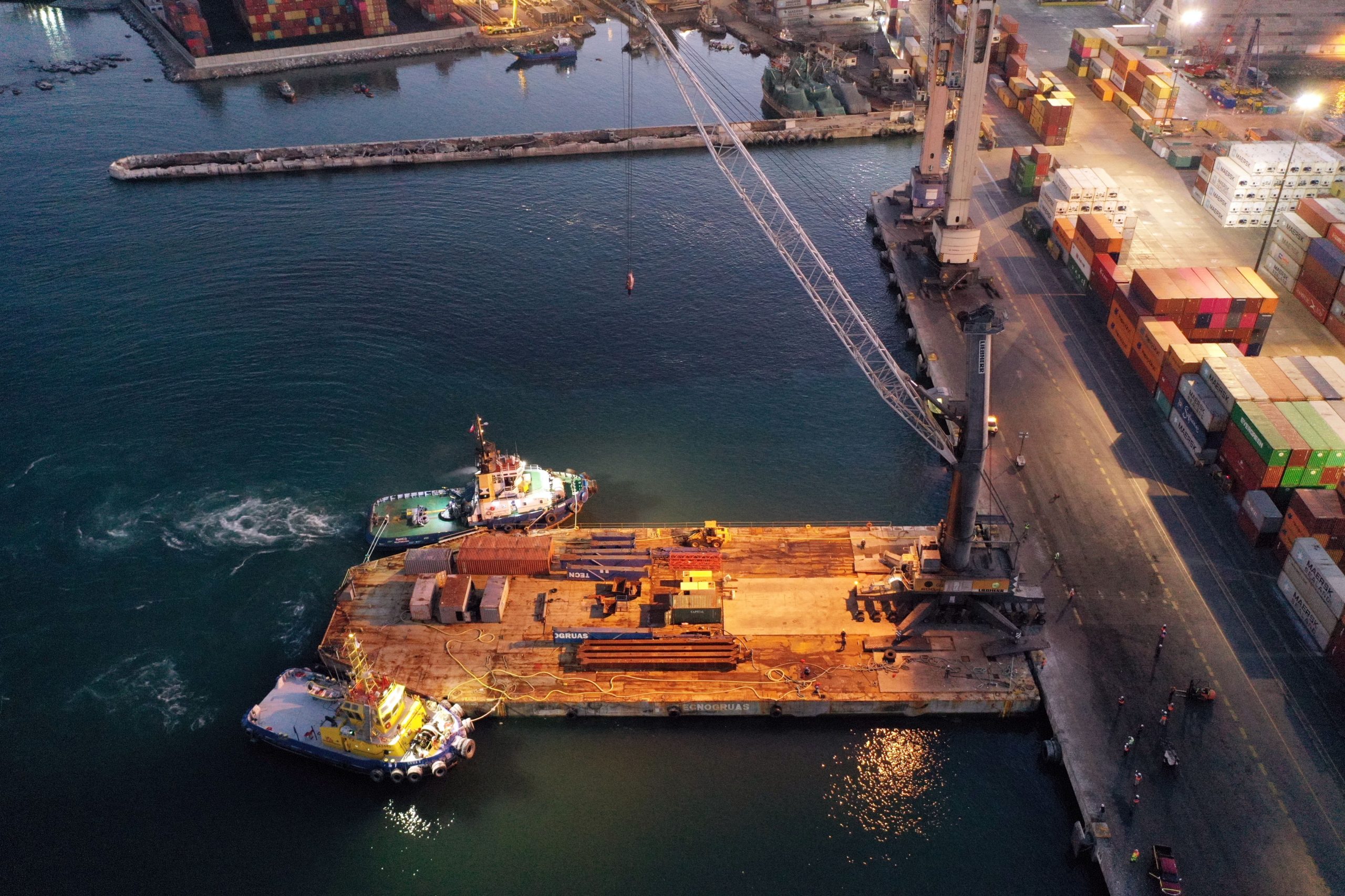 ITI desarrolla inédita operación para el traslado de grúa móvil