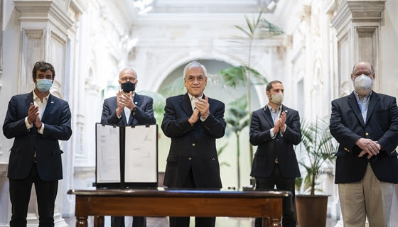 Presidente Piñera promulga leyes electorales para comicios del 10 y 11 de abril