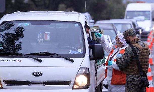 Carabineros entregó más de 6 millones de permisos y hubo 12 mil detenidos entre el jueves y el domingo