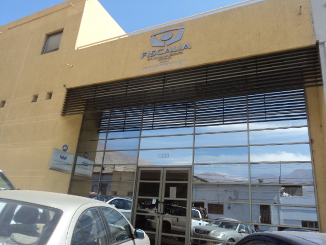 Fiscalía de Tocopilla formaliza a dueño de casa que organizó fiesta clandestina y en la que asistieron 20 invitados