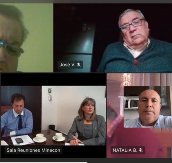 Pescadores artesanales sesionaron con ministro de Economía