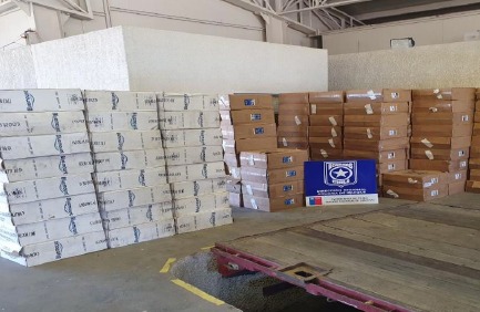 Aduana incautó en Colchane dos camiones con cigarrillos ocultos en plomo, zinc y plata