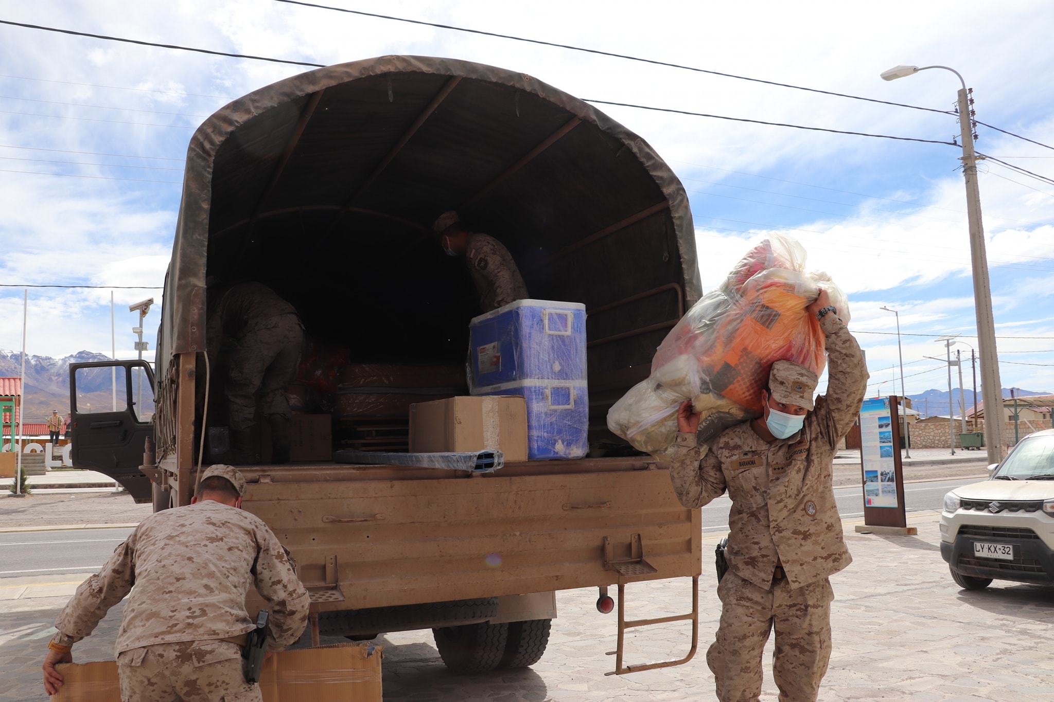 Vecinos de Colchane recibieron Fondo ORASMI de la Gobernación del Tamarugal