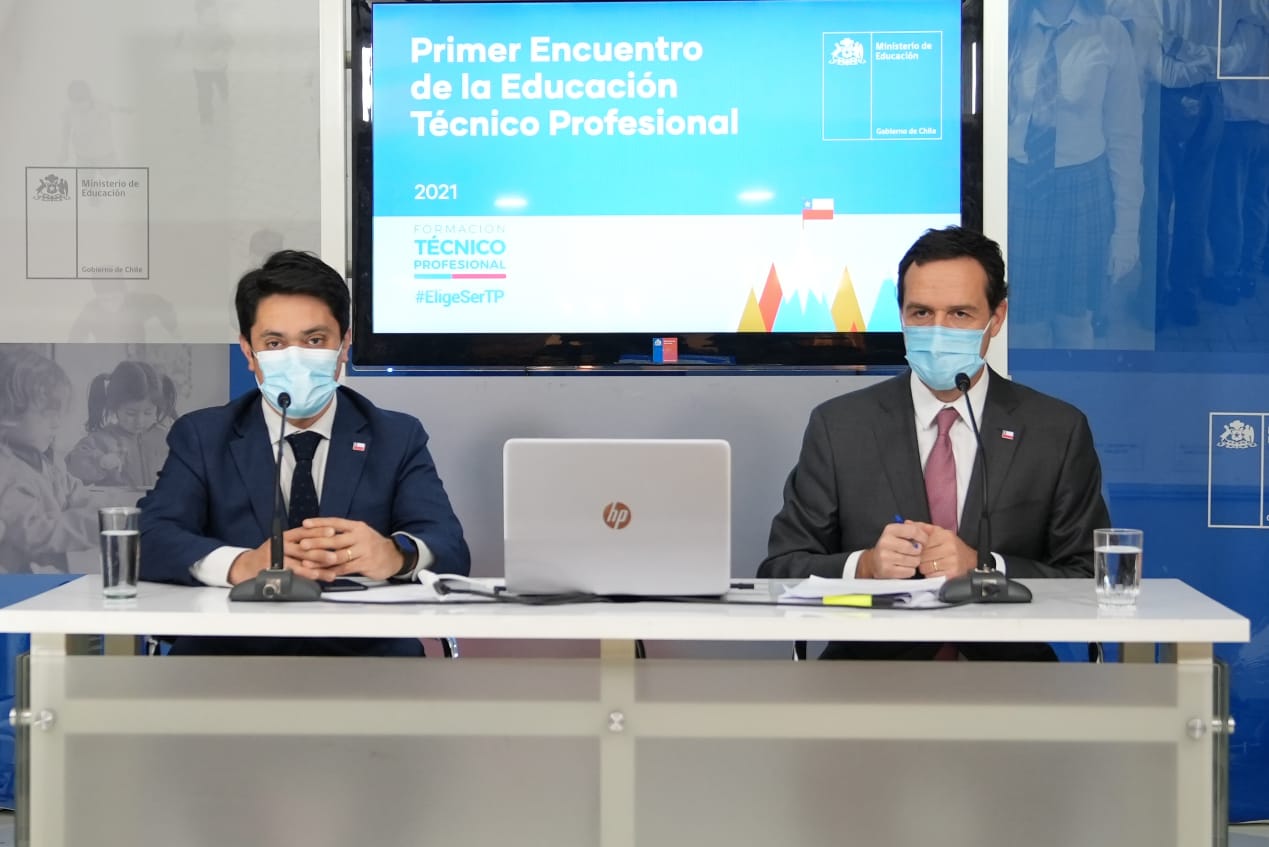 Estudiantes de 20 liceos técnicos de Tarapacá podrán convalidar asignaturas en carreras de la Educación Superior
