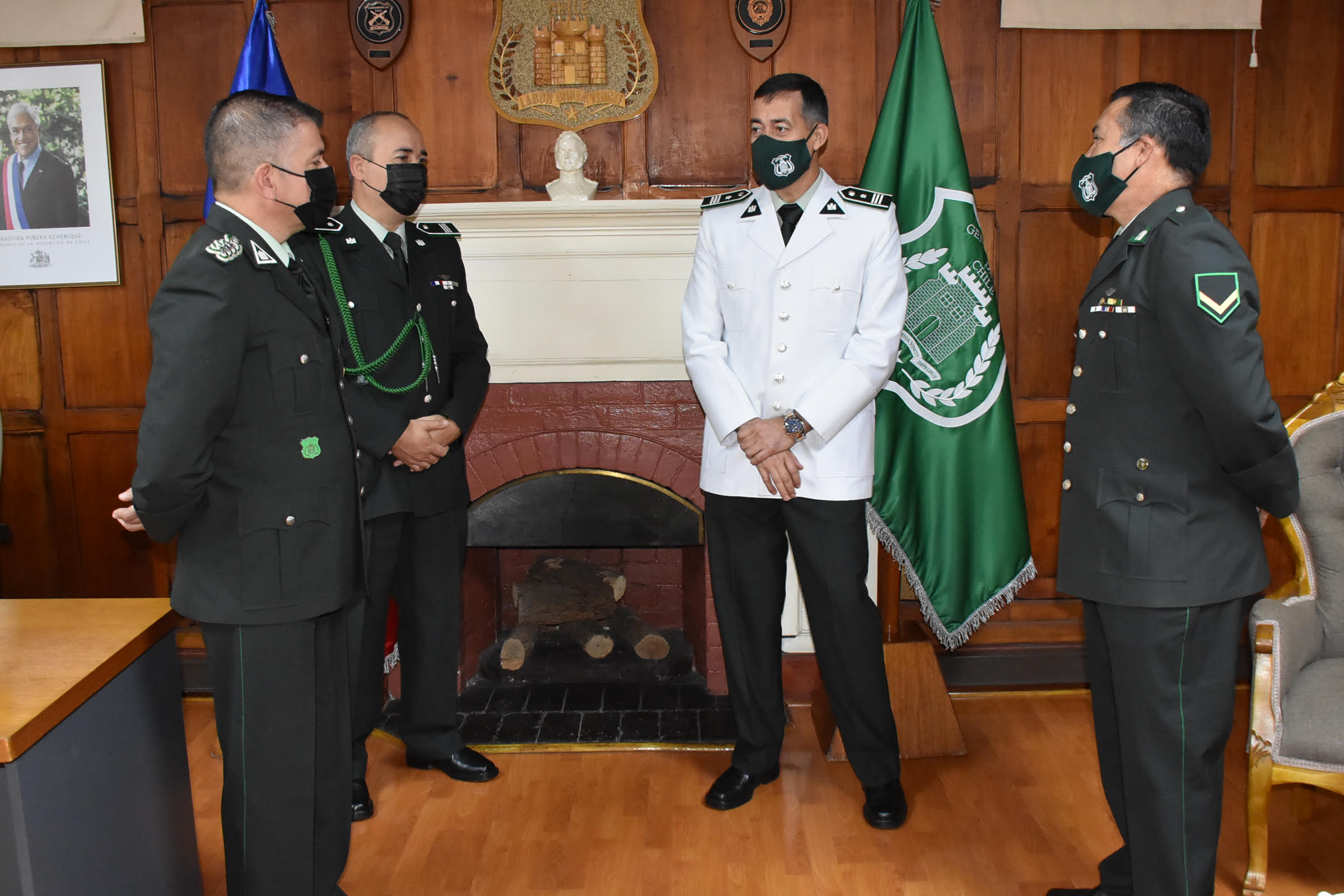 Emotiva despedida a suboficial mayor que cumplió los 30 años de servicio