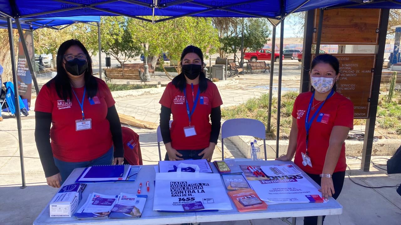 Más de 30  personas en jornada de difusión del Centro de la Mujer del Tamarugal