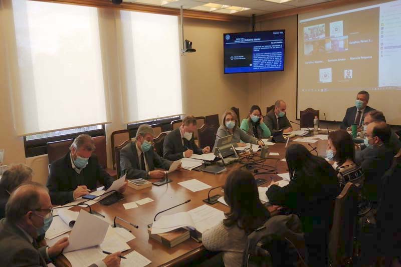 Ejecutivo expone proyecto que adecua traspaso de competencias a gobernadores regionales