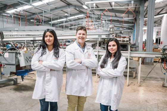 Nueva asignación permite a más de 795 mil jóvenes contar con beneficios estudiantiles para la Educación Superior en 2021