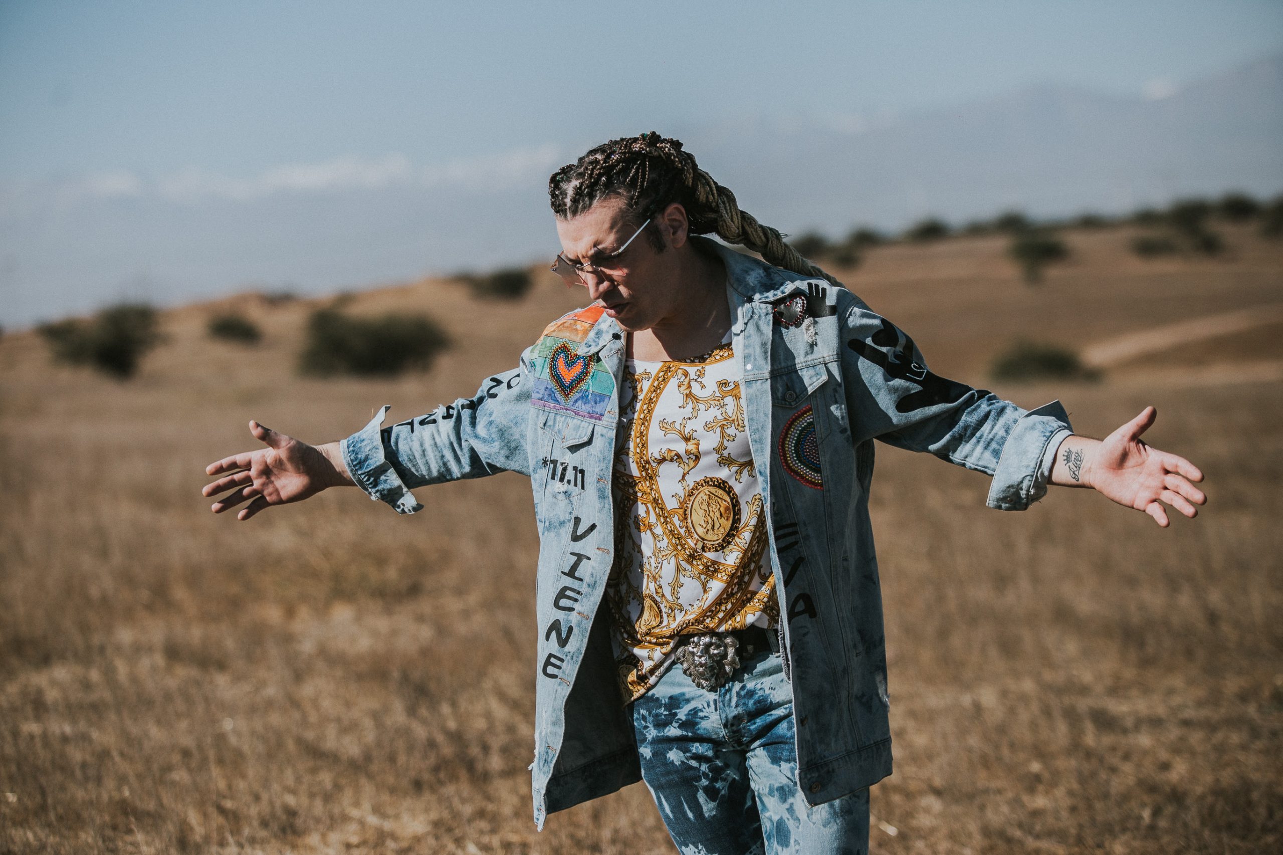 Leo Rey renace con “Eva” una canción donde relata una potente historia de amor autobiográfica