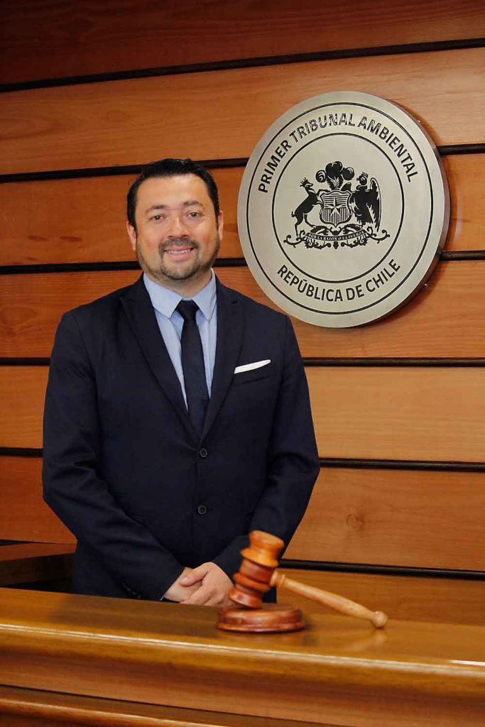 Asesor en ciencias del Primer Tribunal Ambiental asume como ministro en Segundo Tribunal Ambiental