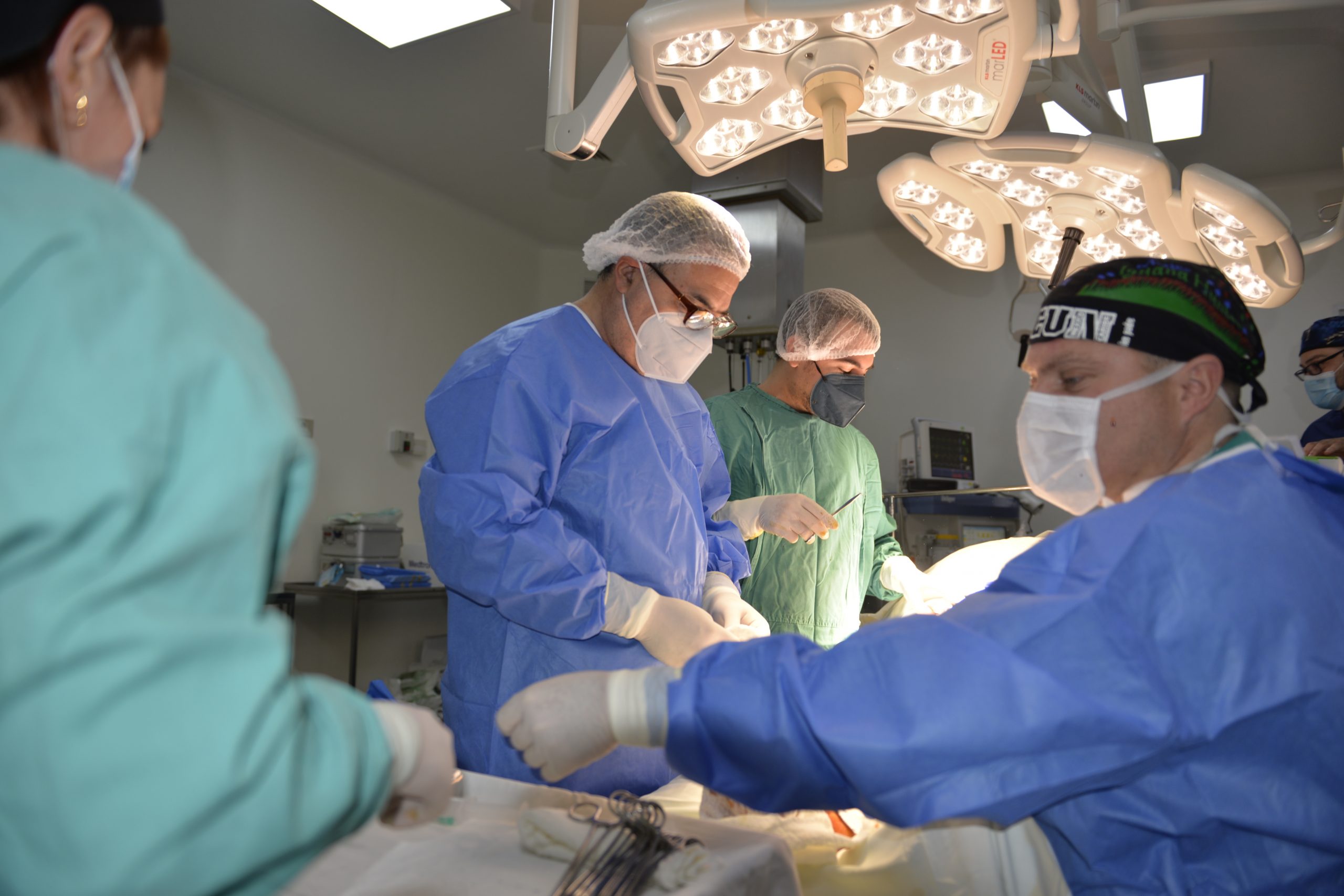 Equipo médico del Hospital de Iquique resolverá 48 operaciones en Lista de Espera en dos días