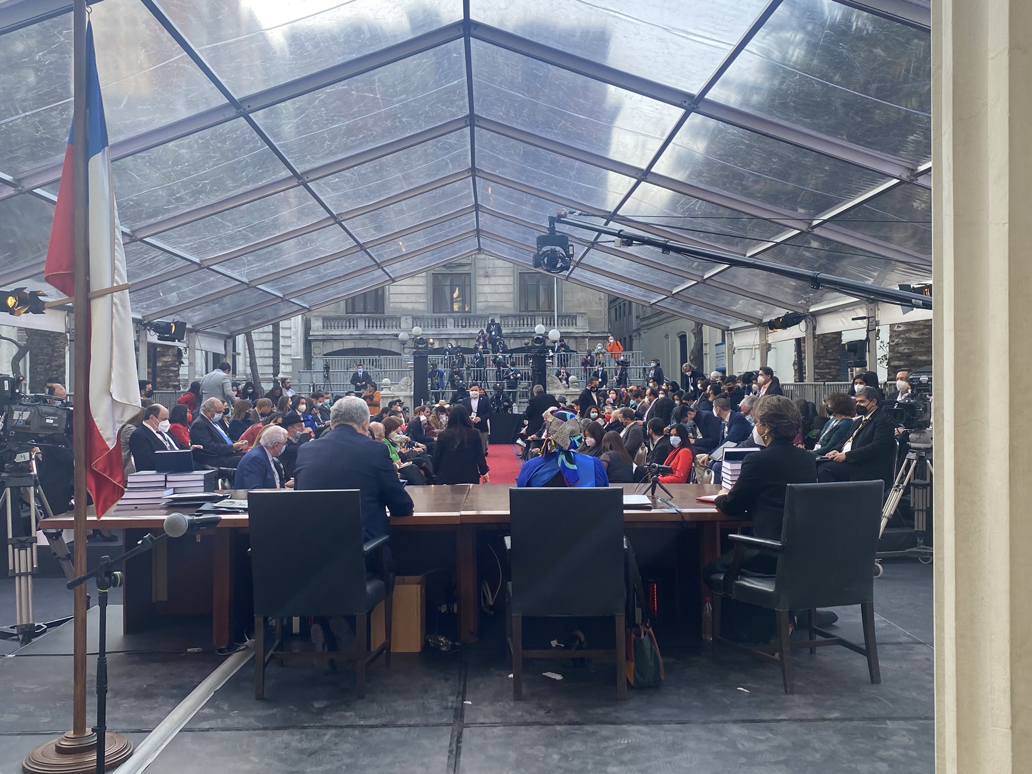 Suspenden primera sesión de Convención Constitucional