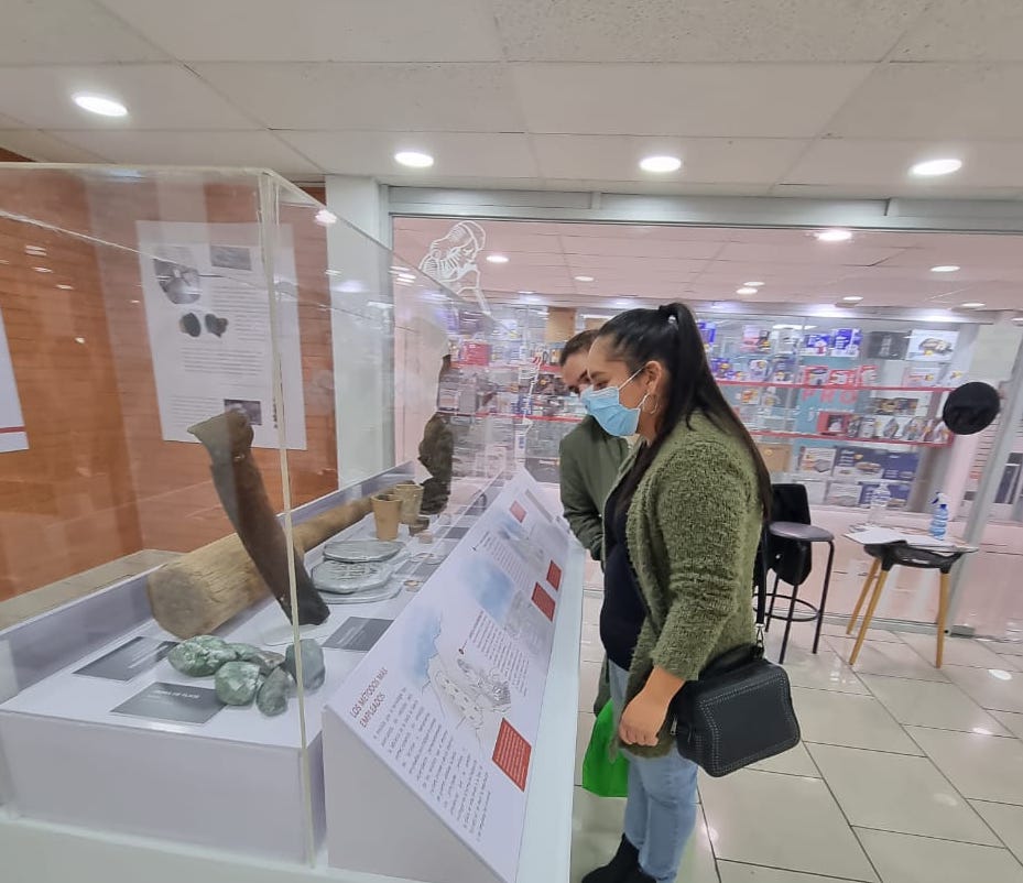 Expo “Huantajaya y la minería de la plata» seguirá en Mall Zofri hasta fines de julio