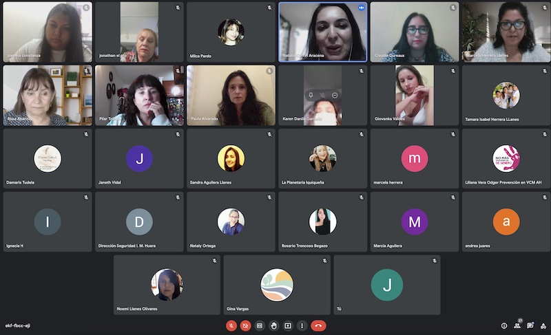 Más de veinte nortinas conversaron sobre su desarrollo social y político en la región