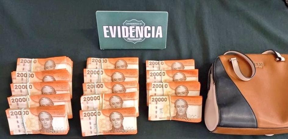 En tiempo record Carabineros recuperó 27 millones robados en el centro de Iquique