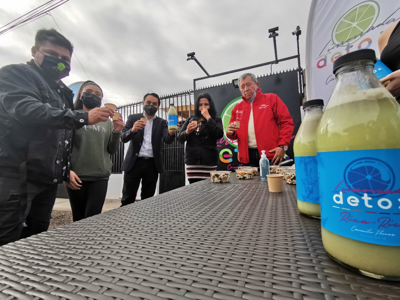 Lanzan nuevas limonadas con hierbas medicinales de precordillera y altiplano regional