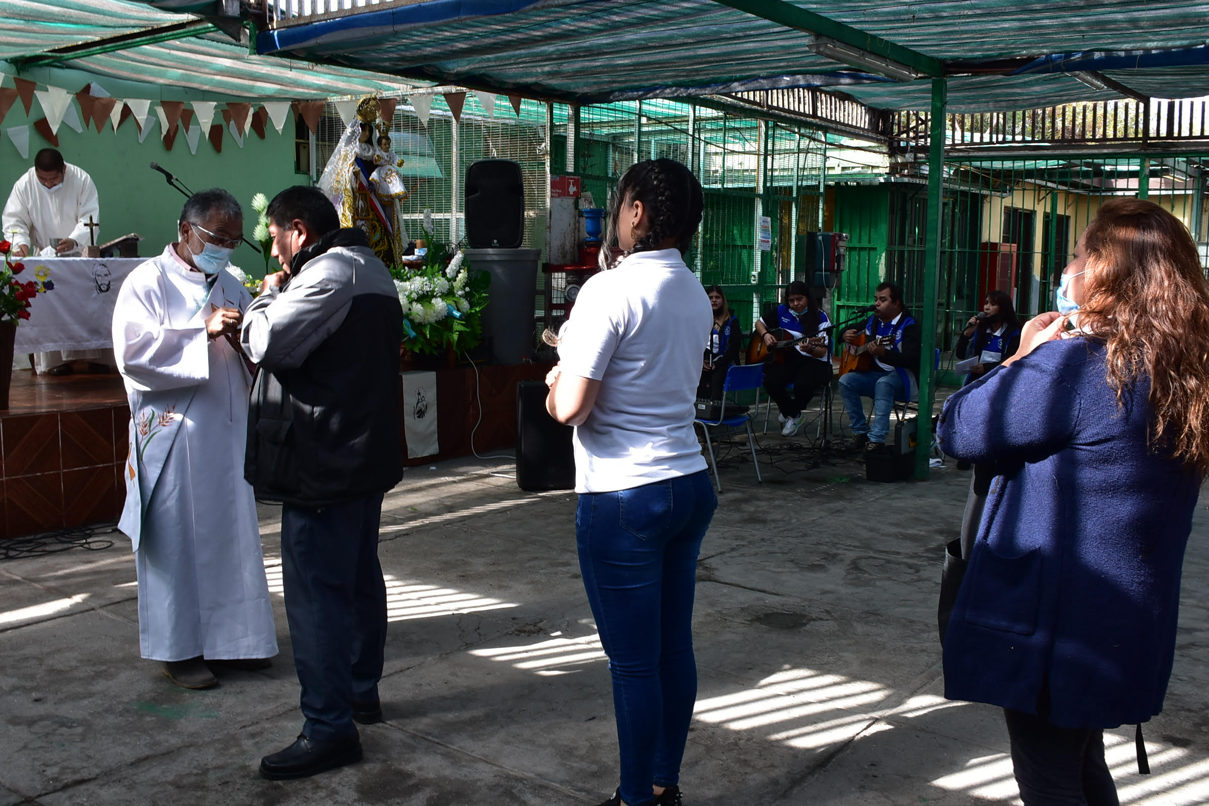 Internas del CCP rindieron homenaje a Virgen del Carmen