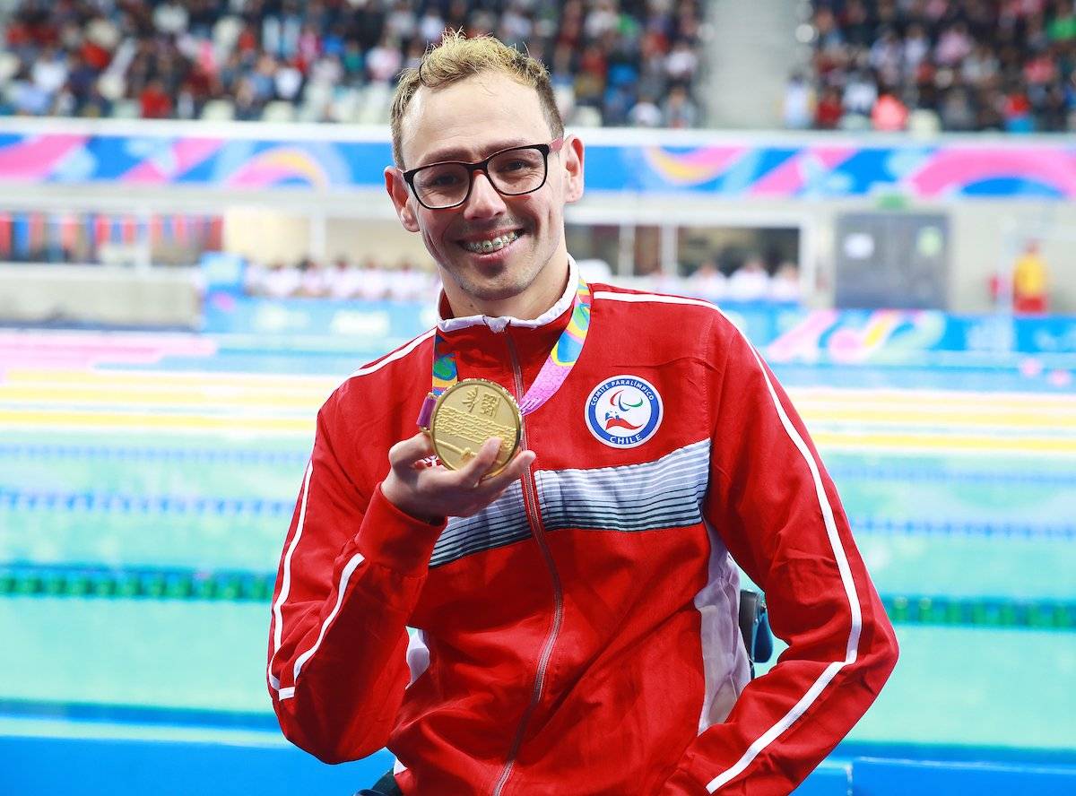 Alberto Abarza sigue haciendo historia en Tokio 2020 al lograr plata en los 200m libre S2