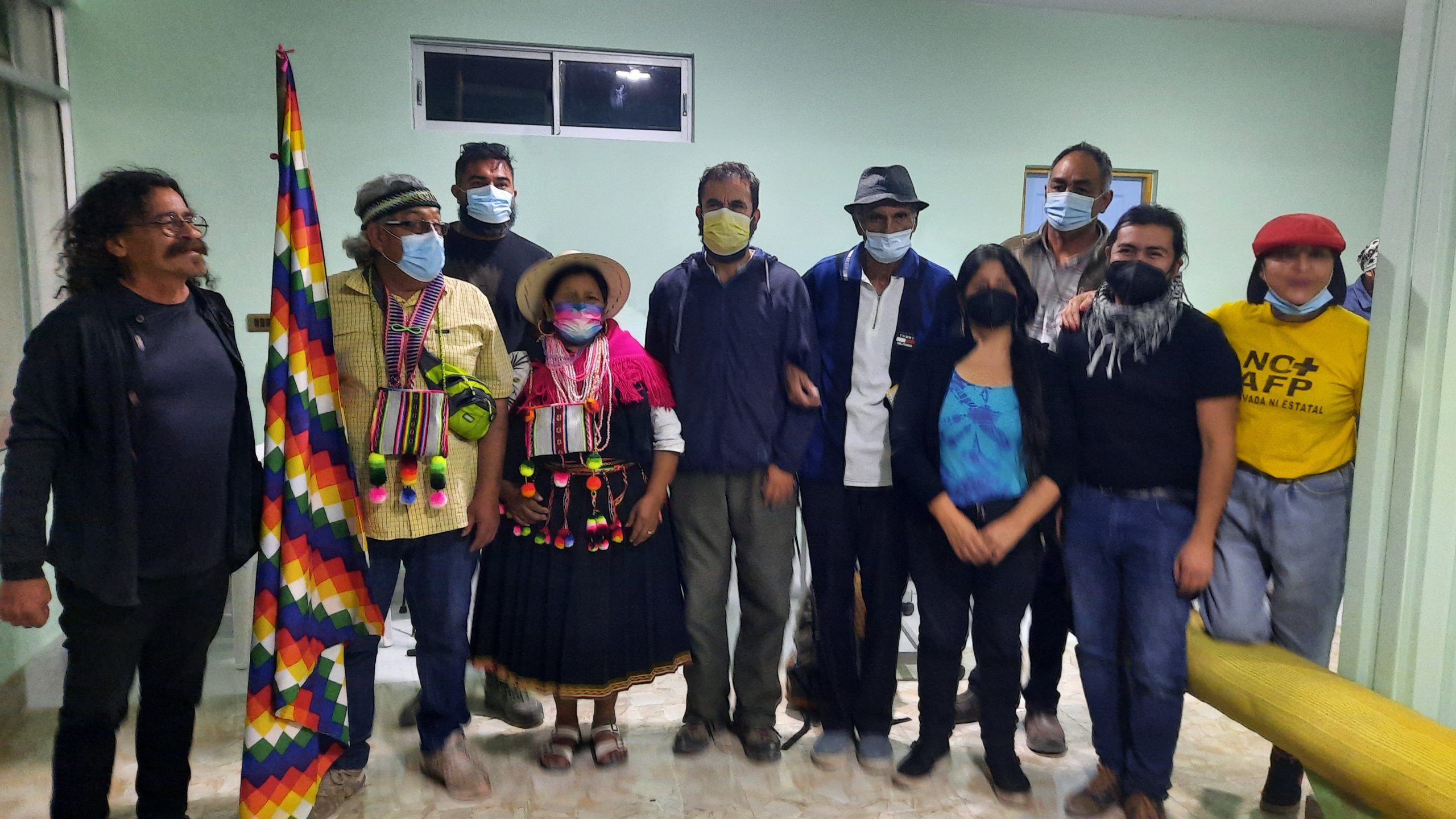 Constituyentes participan en cabildo autoconvocado por el movimiento ciudadano del Tamarugal