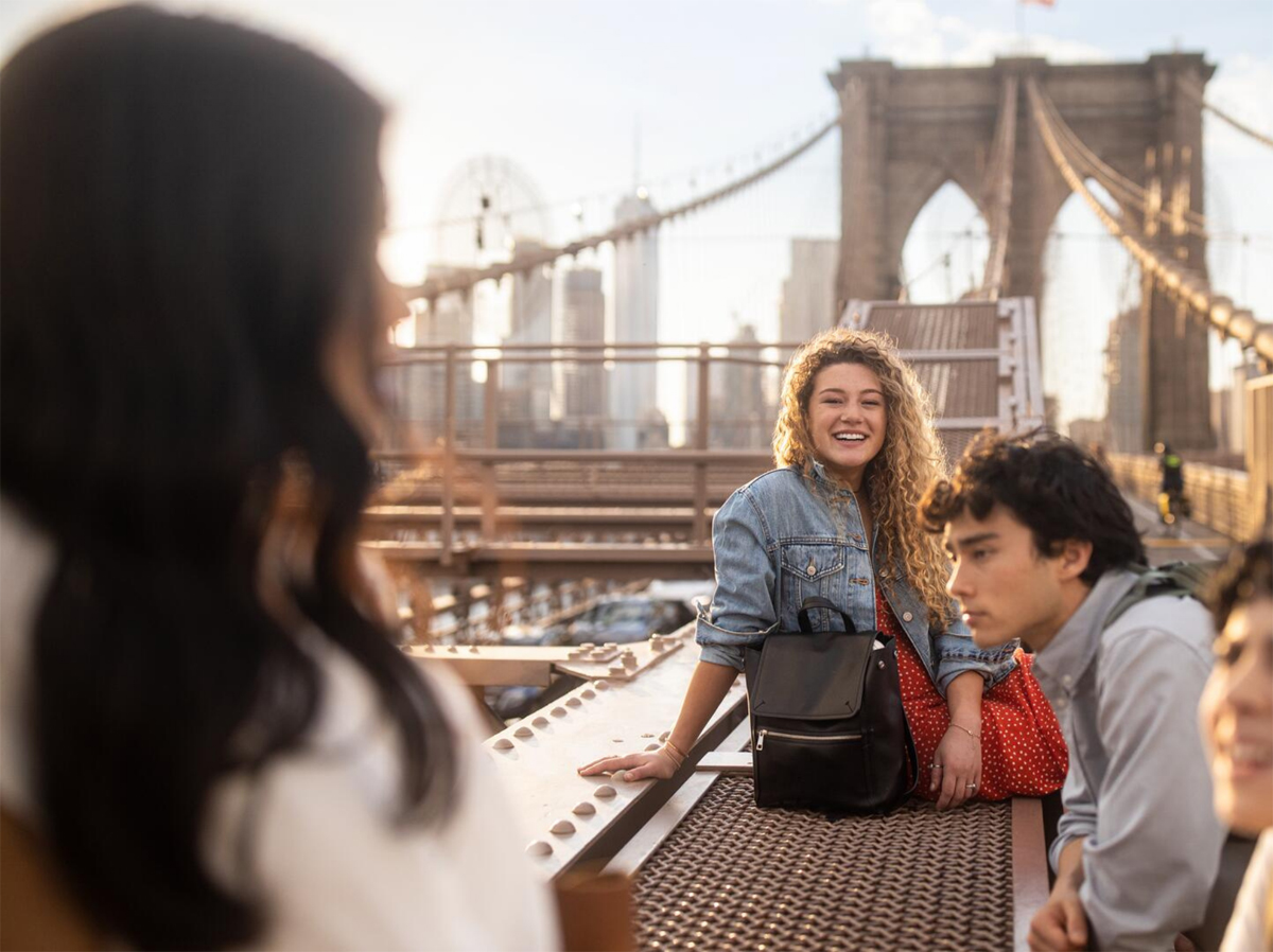 Chilenos perdieron el miedo: viajes para estudiar en el extranjero se cuadriplican en pocos meses