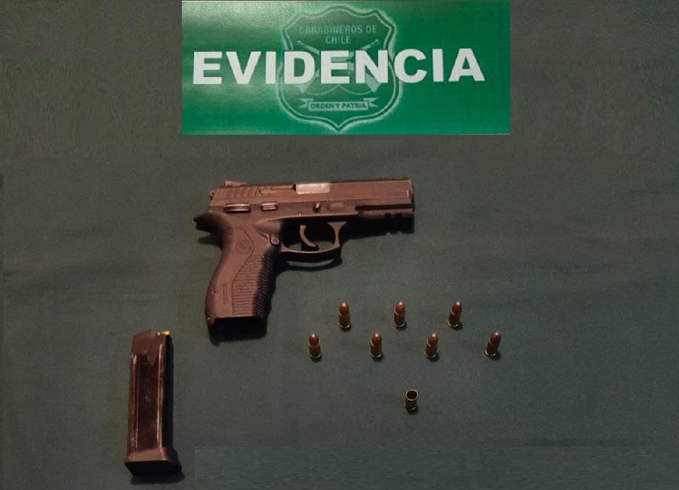 Detenido por porte ilegal de arma de fuego y receptación